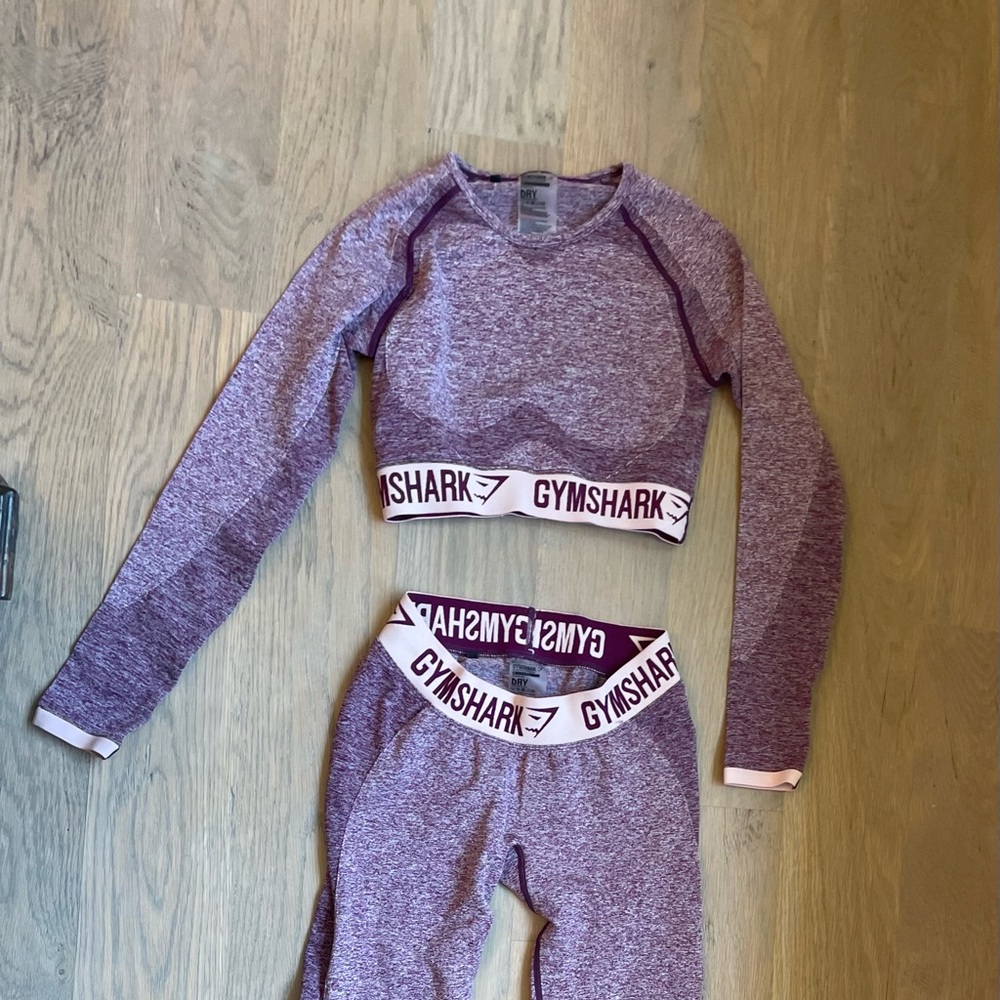 Gym shark set size small